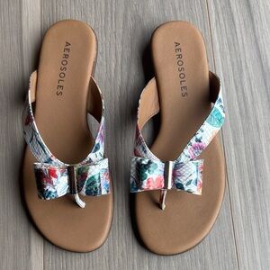 Aerosoles Women's Cassville Thong Sandals Size 7.5